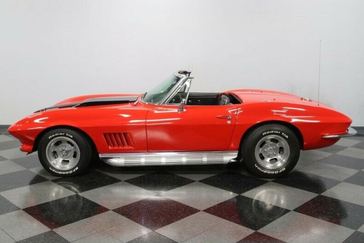 1967 Chevrolet Corvette Custom Convertible - photo 8