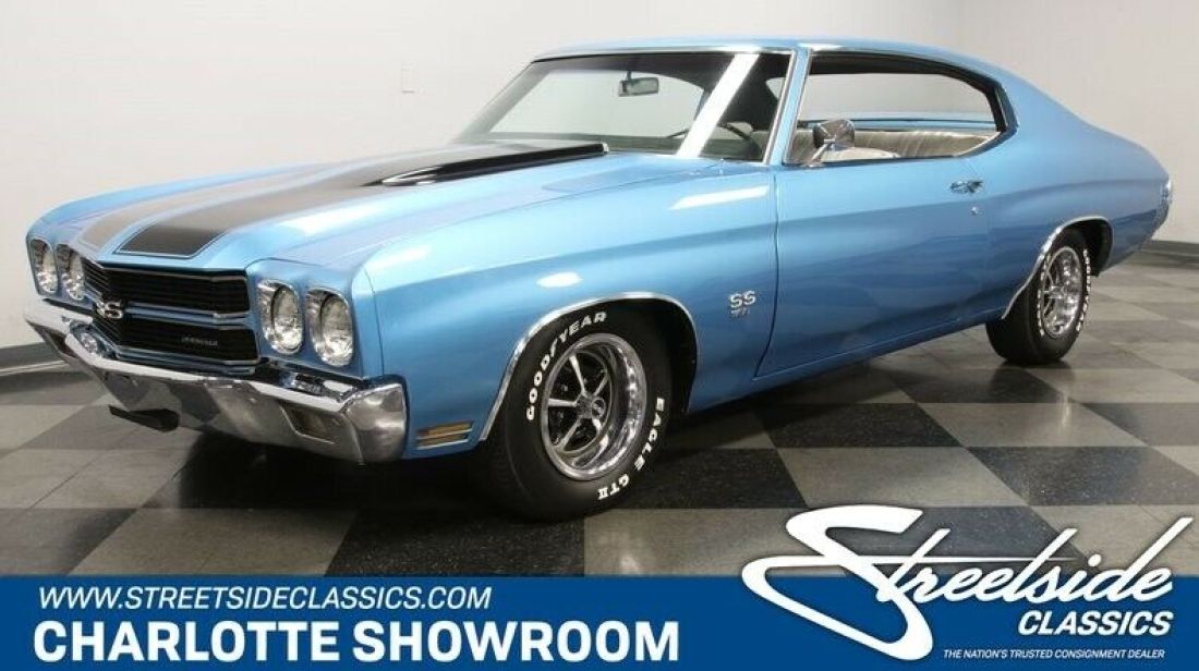 classic vintage chrome super sport muscle car bbc Chevy white vinyl interior 1970 Chevrolet Chevelle SS 396 L35