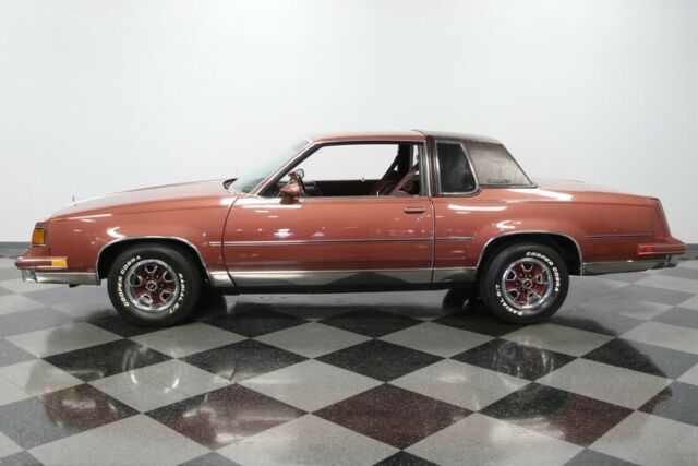 1988 Oldsmobile Cutlass Supreme - photo 3