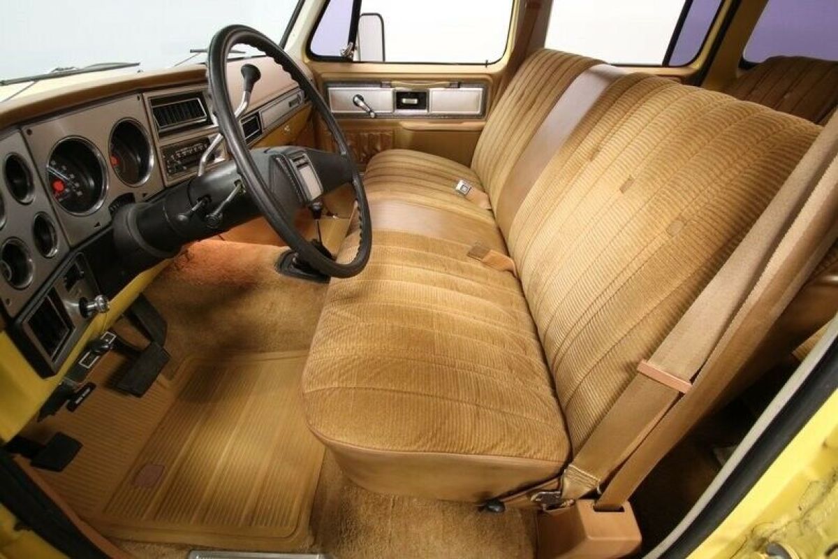 1979 Chevrolet Suburban 4x4 Trailering Special - photo 5