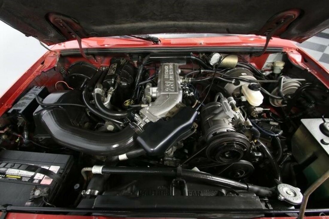 1989 Ford Bronco XLT 4X4 - photo 3