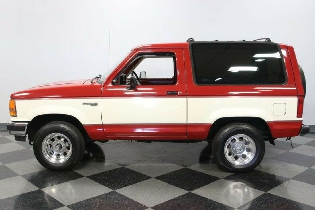 1989 Ford Bronco XLT 4X4 - photo 8