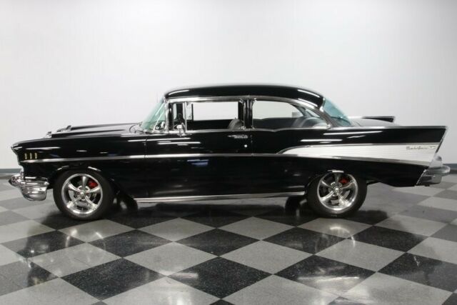 1957 Chevrolet Bel Air/150/210 2 Door Sedan - photo 3
