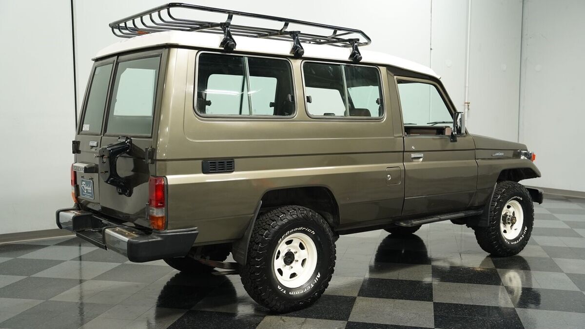 1990 Toyota Land Cruiser FJ 75 Troopy 4X4 - photo 11