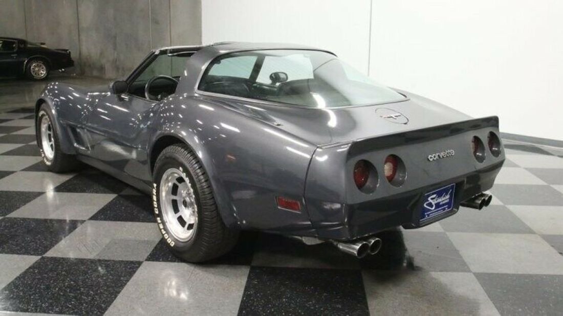 1981 Chevrolet Corvette - photo 10