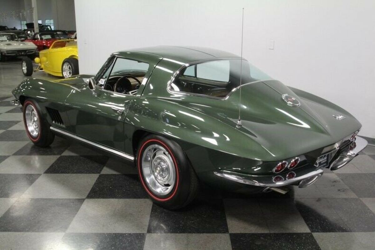 1967 Chevrolet Corvette - photo 10