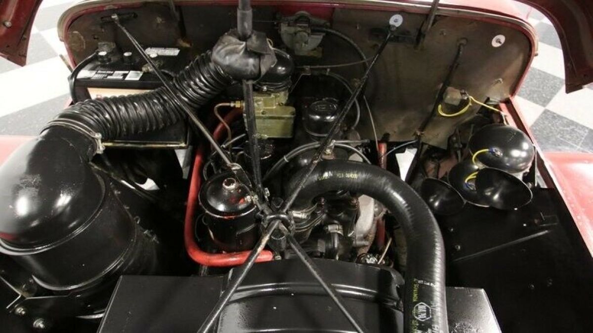 1950 Willys Jeepster - photo 4