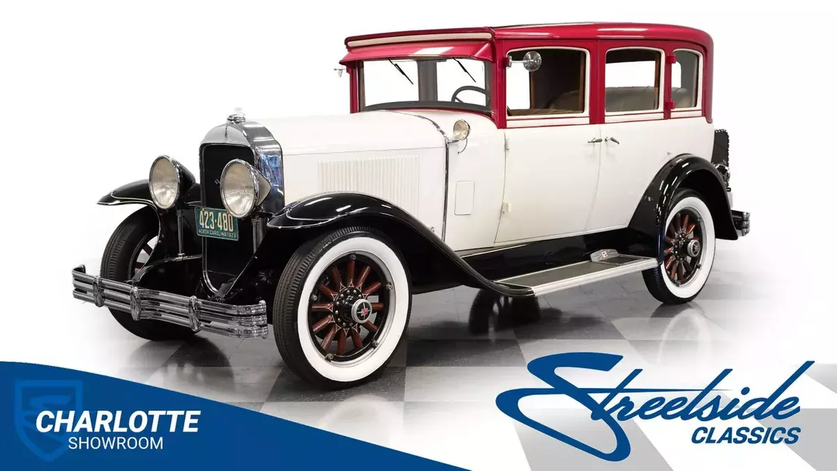 classic vintage chrome wooden spoke wheels wide white wall tires 1929 Buick Sedan