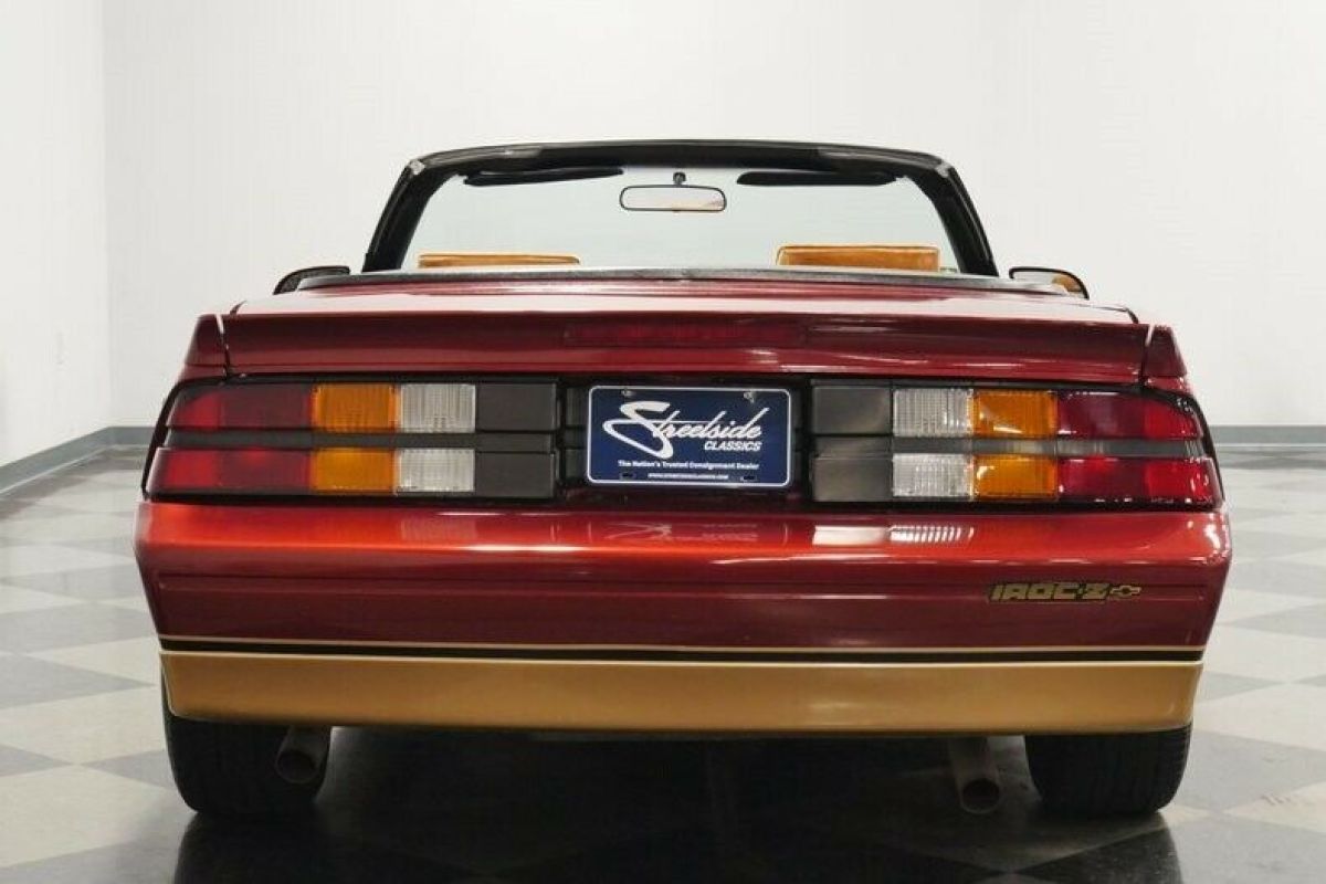 1988 Chevrolet Camaro - photo 12