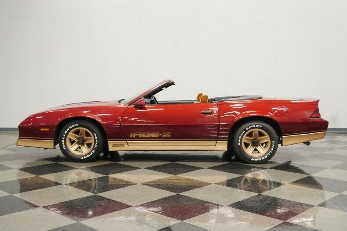 1988 Chevrolet Camaro - photo 8
