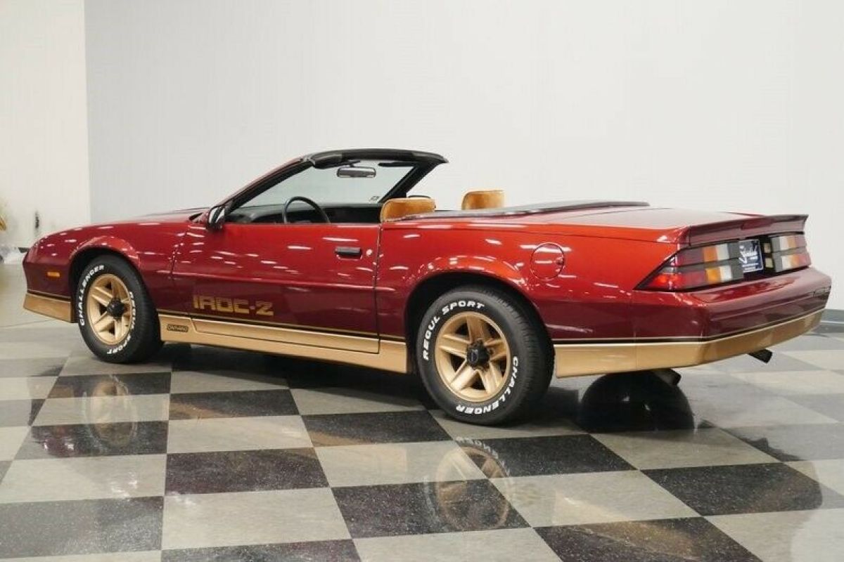 1988 Chevrolet Camaro - photo 9