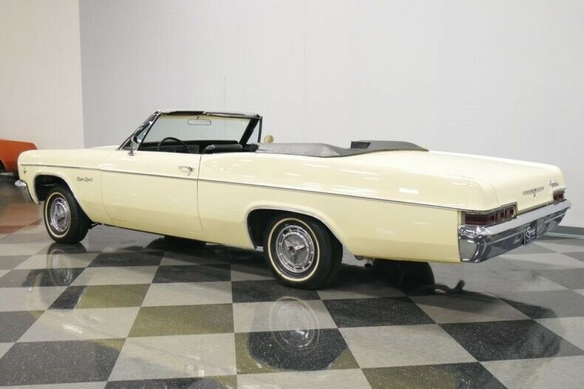 1966 Chevrolet Impala Convertible - photo 9