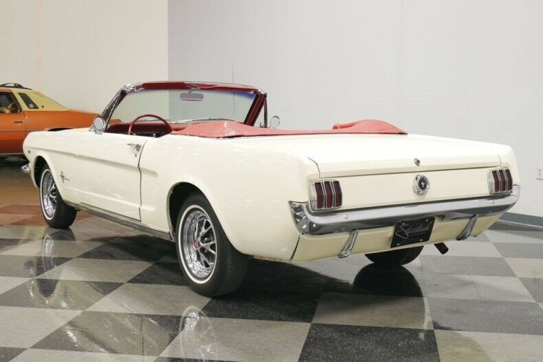 1965 Ford Mustang Convertible - photo 10