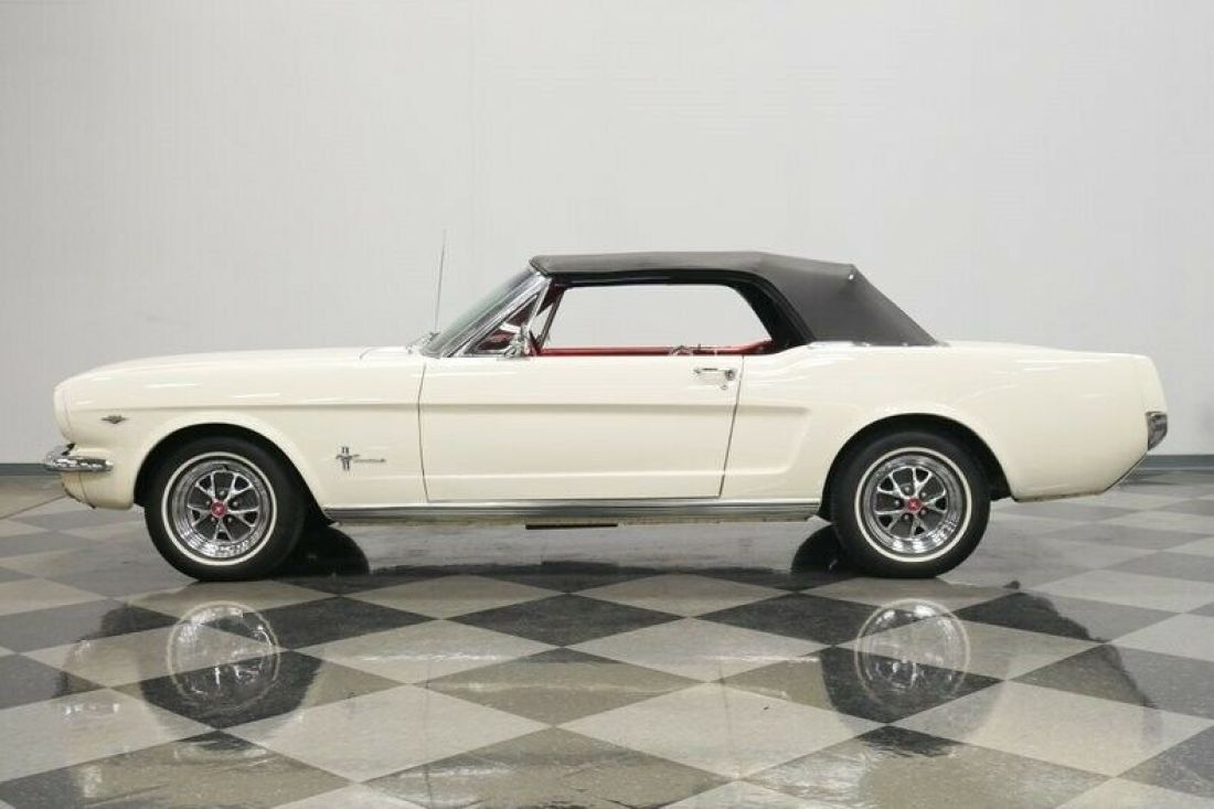 1965 Ford Mustang Convertible - photo 3