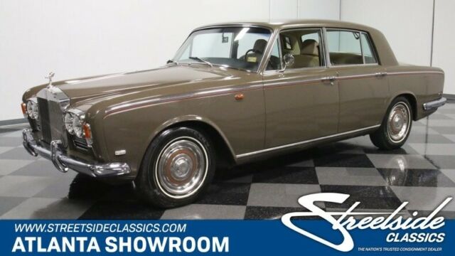 classic vintage european luxury rolls classy 6.2 v8 auto transmission 1969 Rolls-Royce Silver Shadow --