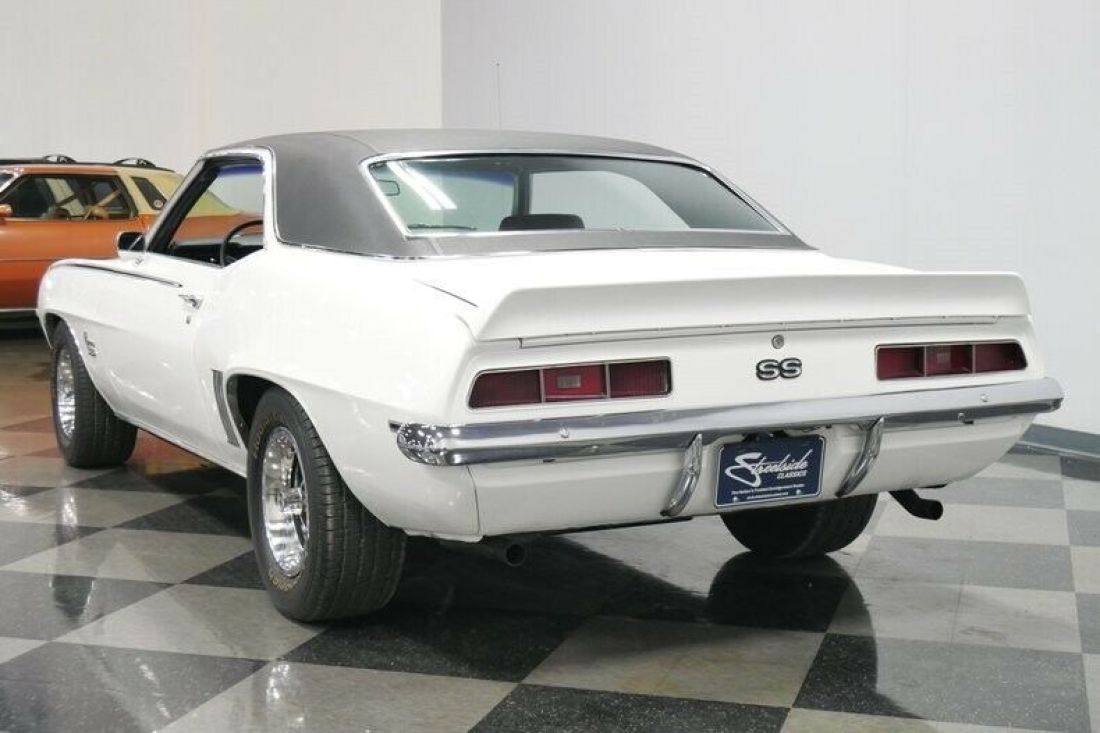 1969 Chevrolet Camaro SS 350 - photo 11