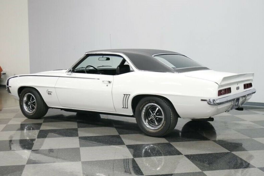 1969 Chevrolet Camaro SS 350 - photo 9
