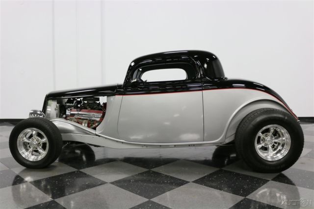 1933 Ford 3-Window Coupe - photo 2