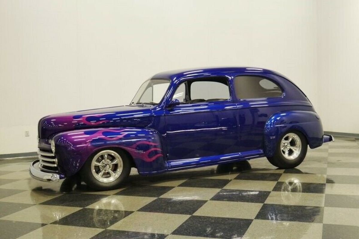 1948 Ford Tudor Sedan - photo 7