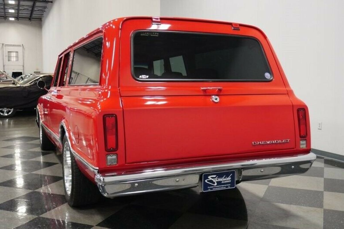 1967 Chevrolet Suburban Restomod - photo 11