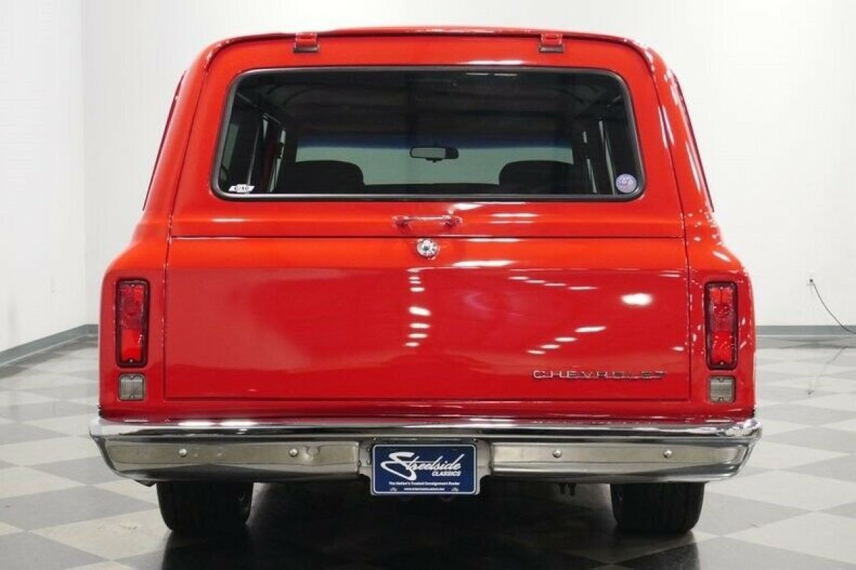 1967 Chevrolet Suburban Restomod - photo 12