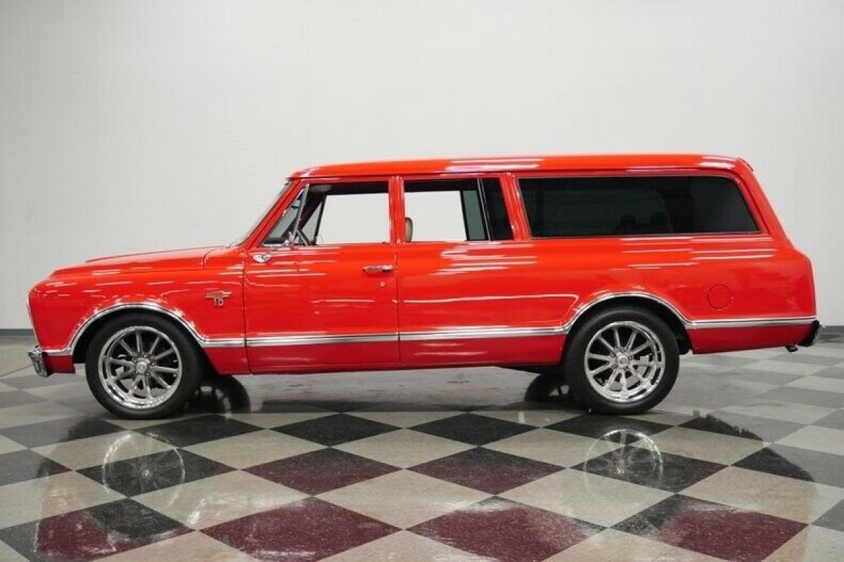 1967 Chevrolet Suburban Restomod - photo 3
