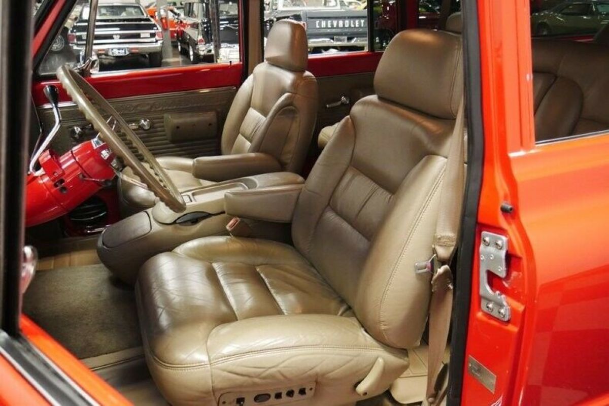 1967 Chevrolet Suburban Restomod - photo 5