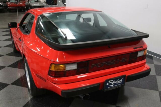 1984 Porsche 944 -- - photo 11