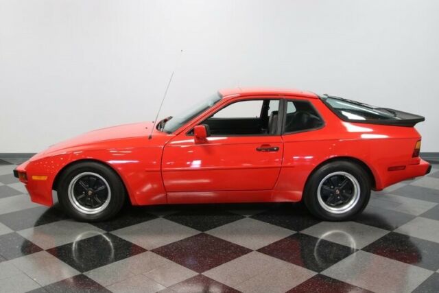 1984 Porsche 944 -- - photo 3