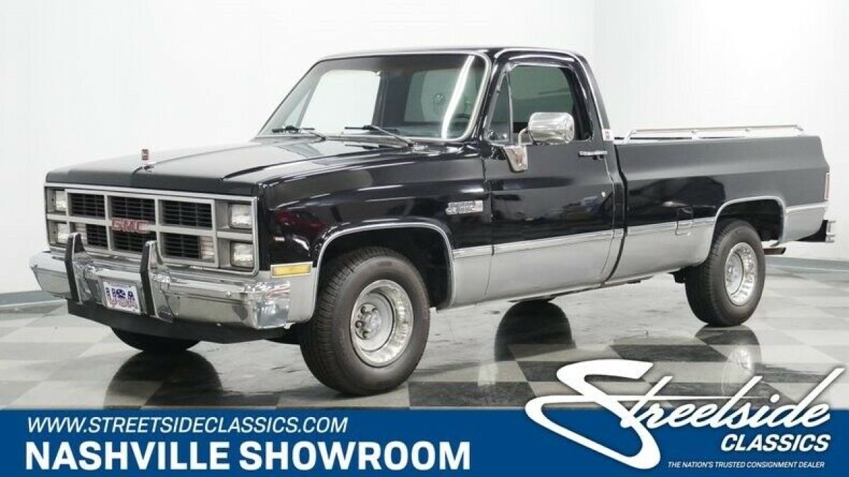 Classic vintage GMC pickup truck 1984 GMC Sierra 1500 Classic 1500