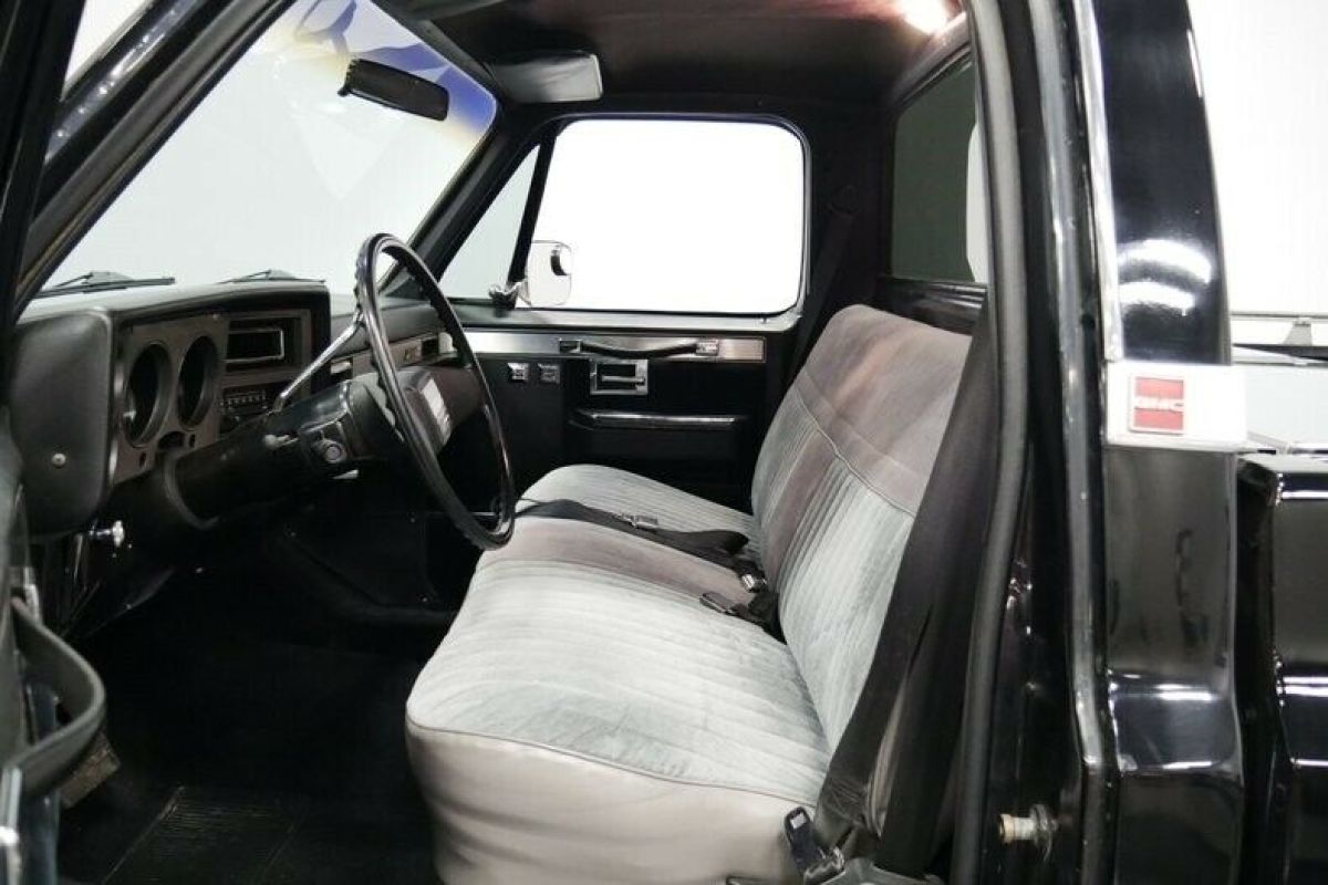 1984 GMC Sierra 1500 Classic 1500 - photo 5