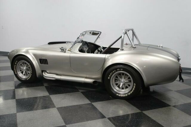 1965 Shelby Cobra Superformance - photo 9