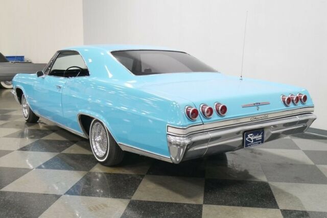 1965 Chevrolet Impala - photo 10