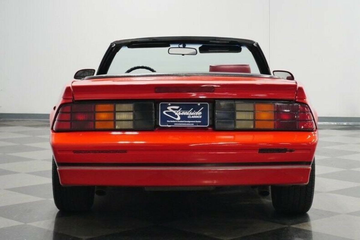 1989 Chevrolet Camaro IROC Z/28 Convertible - photo 12