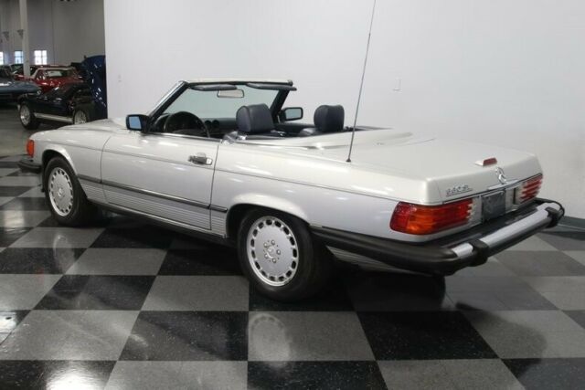 1989 Mercedes-Benz SL-Class 560SL - photo 10