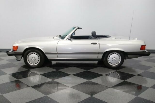 1989 Mercedes-Benz SL-Class 560SL - photo 8