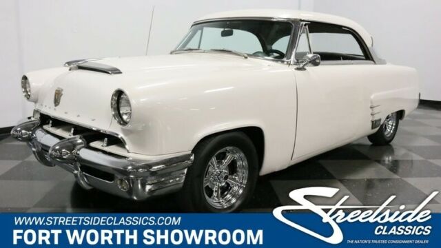 classic vintage merc 400 v8 auto air white 1953 Mercury Monterey --