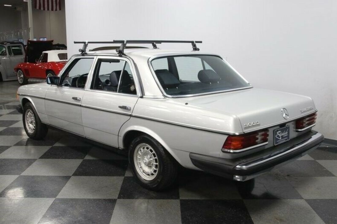 1985 Mercedes-Benz 300-Series - photo 10