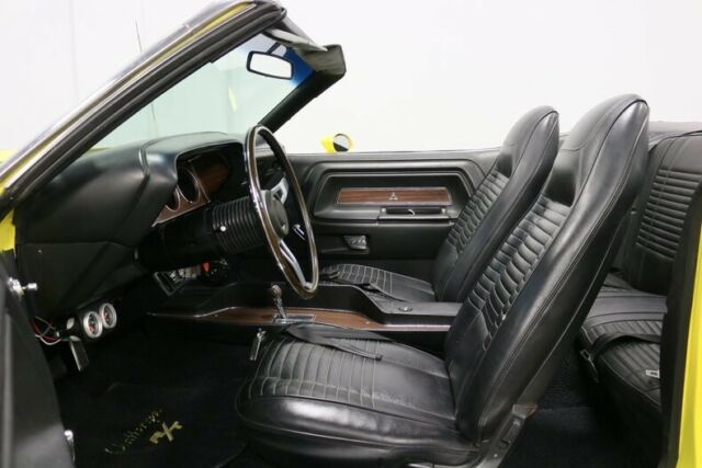 1970 Dodge Challenger R/T - photo 5