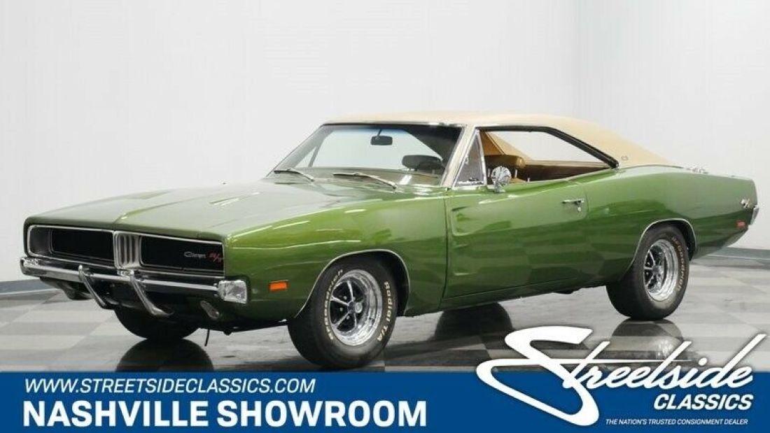 Classic vintage MOPAR rare R/T SE Track Pak 440 documented 1969 Dodge Charger R/T SE Track Pak