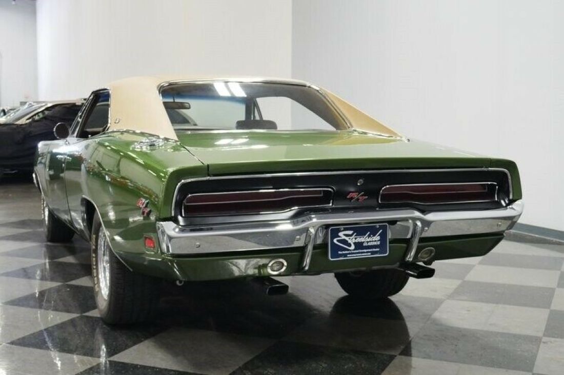1969 Dodge Charger R/T SE Track Pak - photo 11