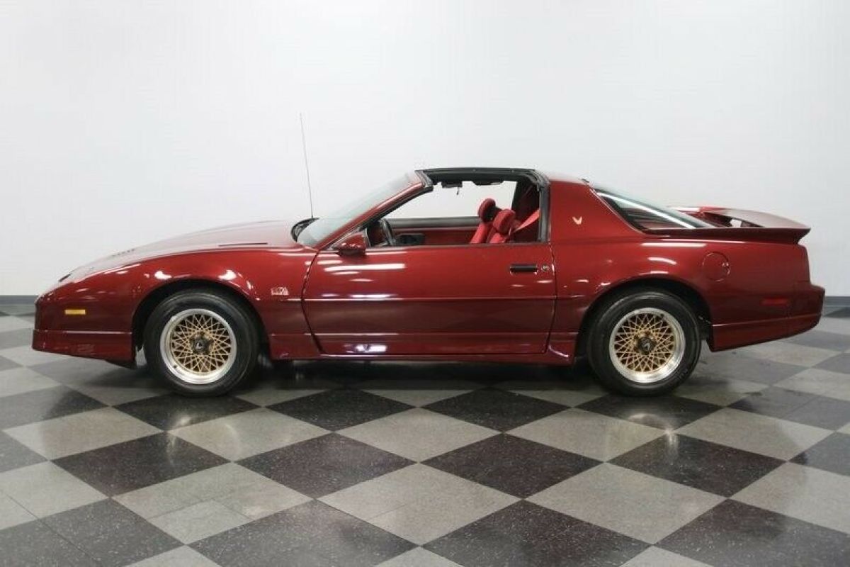 1987 Pontiac Firebird Trans Am GTA - photo 3