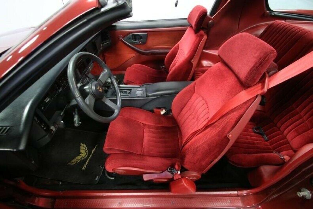 1987 Pontiac Firebird Trans Am GTA - photo 5