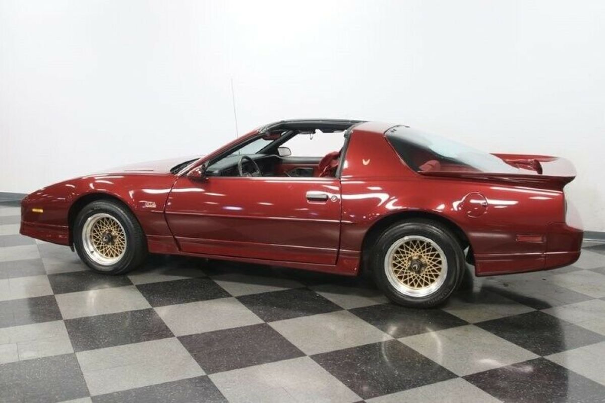 1987 Pontiac Firebird Trans Am GTA - photo 9