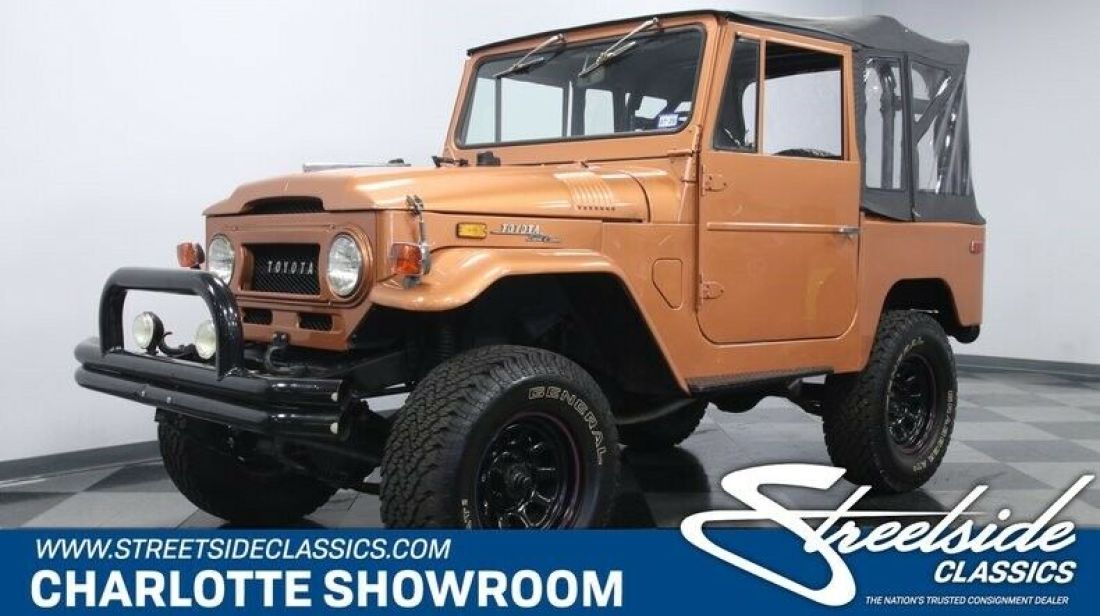 classic vintage off road restored soft top tubular bumper 1971 Toyota FJ Cruiser Land Cruiser