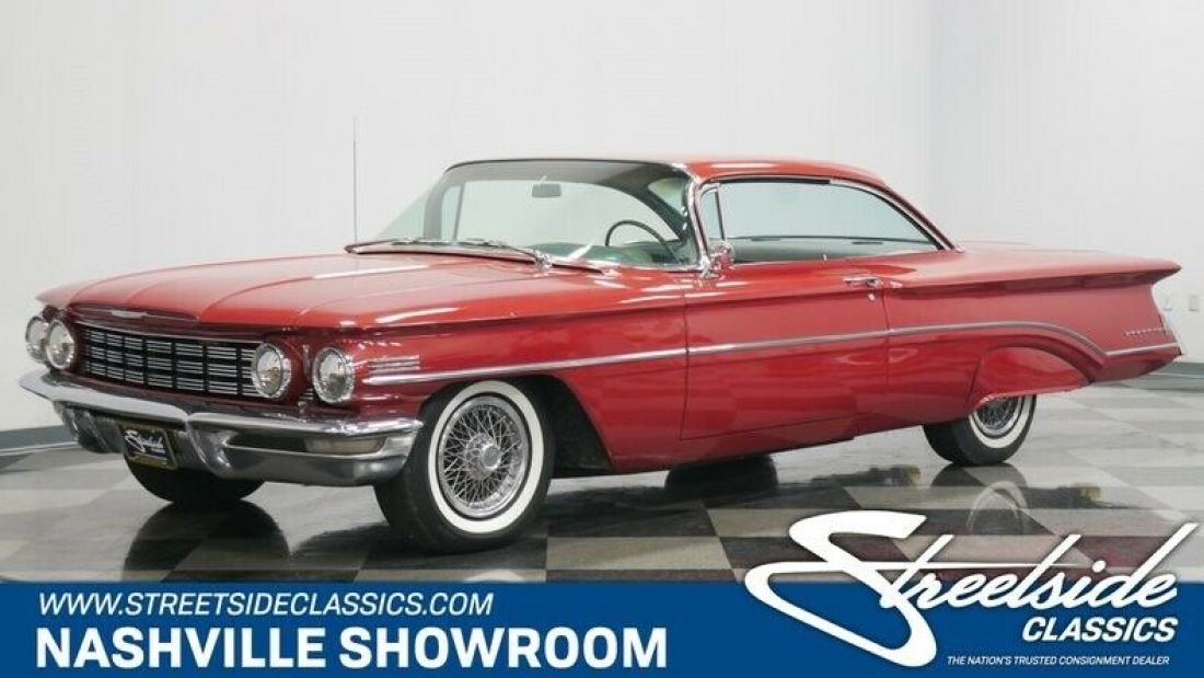 Classic vintage Oldsmobile 1960 Oldsmobile Eighty-Eight Holiday Coupe