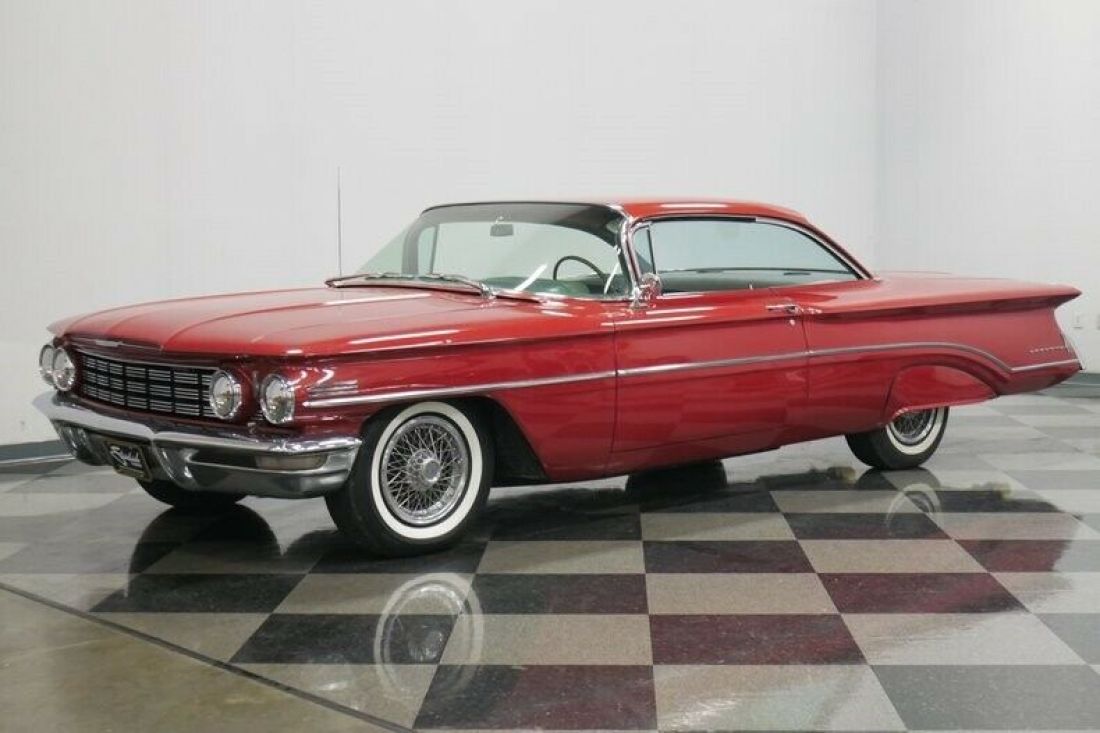 1960 Oldsmobile Eighty-Eight Holiday Coupe - photo 6