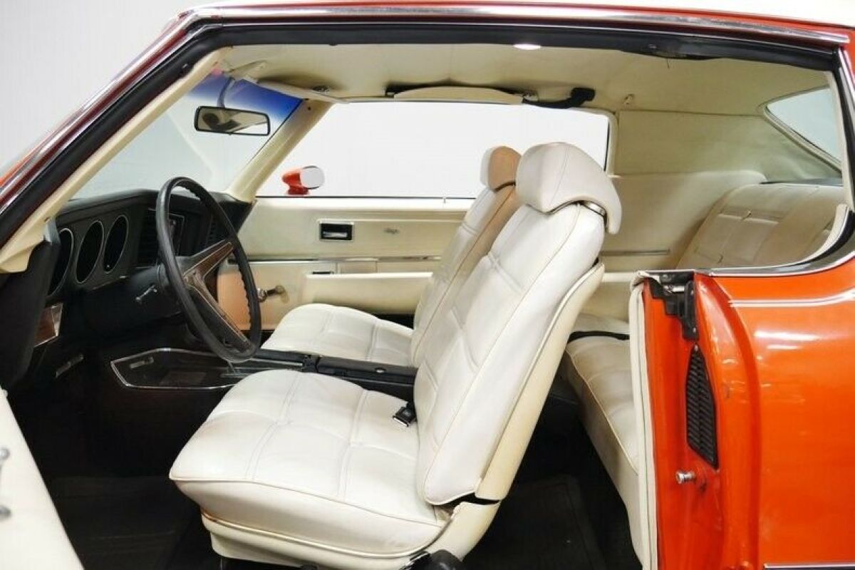 1972 Pontiac Grand Prix Model J - photo 5