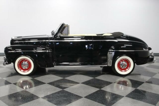 1946 Ford Other Convertible Coupe - photo 3