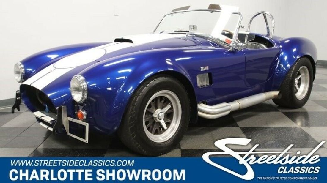 classic vintage quick jacks knock off wheels side pipes roadster soft top 1965 Shelby Cobra Superformance MKIII